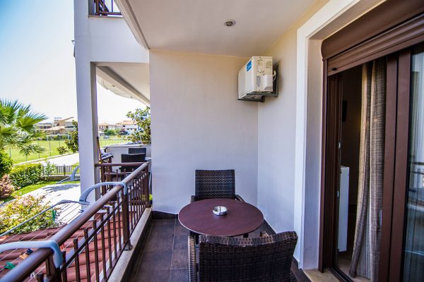 Villa Smeraldo Triple Room Nea Vrasna