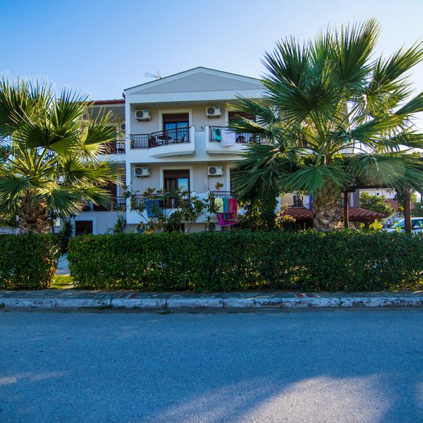 Villa Smerado in Nea Vrasna Luxury Rooms